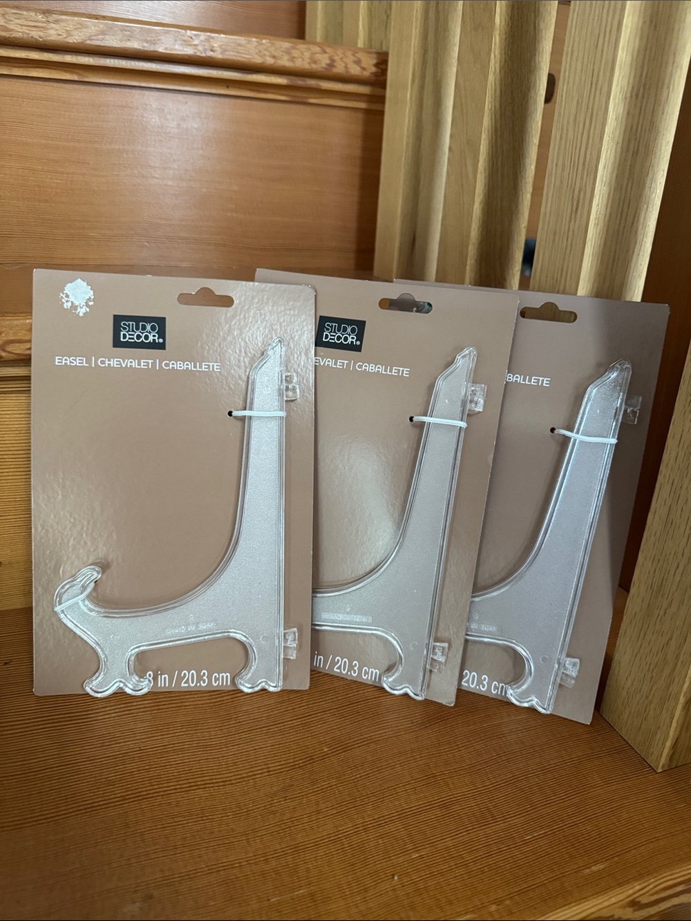 🆕 3 Studio Decor 8’. Clear Plastic Folding Display Easels